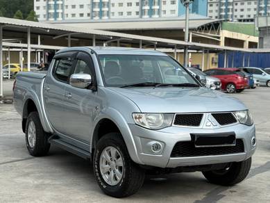 Mitsubishi TRITON 2.5 STANDARD FACELIFT (M)