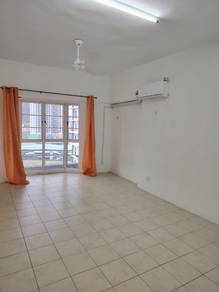 [ SRI EMAS CONDO ] Opposite of Lalaport, nearby Timesquare Lot 10 Pavi
