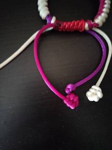 bracelet (gelang tangan) 