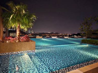 Luxury FreeHold Condo For Sale Near MRT Station At Cheras