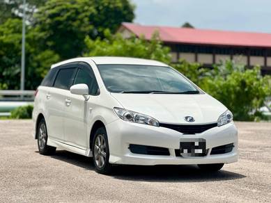 Toyota WISH 1.8 X (A)