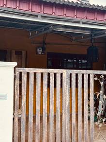 Rumah teres mampu milik