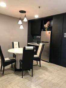 Empire city 1 bed fully with id design ready move in now!!!