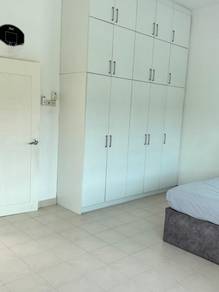 Master bedroom at Taman Tasik Prima, Puchong 2.5storey house
