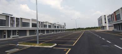 Corner Unit Uptown 2 Square Bandar Rimbayu Shoplot For Rent