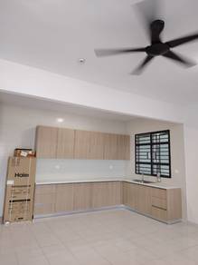Semi Furnish 3r3b Brand New D'Ruby Residence Puchong Intan near LRT