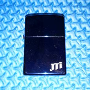 Zippo x JTI Apr 2005 Lighter