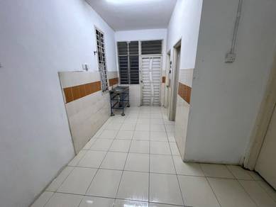 Single Storey Terrace House SP& Bandar Saujana Putra For Rent
