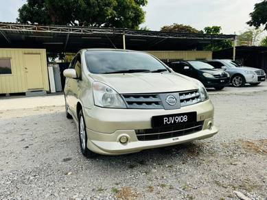 Nissan GRAND LIVINA 1.6 PREMIUM (A)