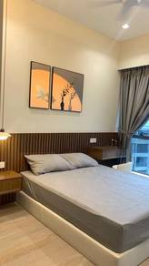 High floor tastefully 2 rooms fully furnished
