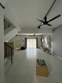 Facing Playground Double Storey Passiflora Taman Pelangi Semenyih 2