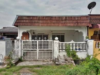 1 Storey Terrace House, Taman Setia Jaya, Banting, Selangor