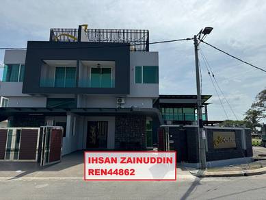 2.5 STOREY SEMI D CORNER LOT🔥ADA POOL✅4🛏️3🛁,3444SQFT Taman Keranji
