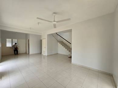 Corner Lot Semi-D Link @ Alam Suria, Puncak Alam
