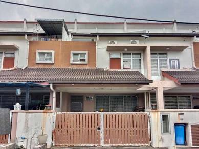 2.5 Storey Terrace House, Taman Banting Baru, Banting, Selangor