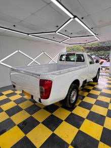 Nissan NAVARA 2.5 E (M)