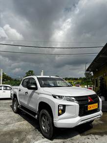 Mitsubishi TRITON 2.4 VGT A/T (A)