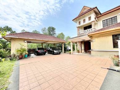 corner lot cheap below market 2 sty semi d bandar nusaputra puchong