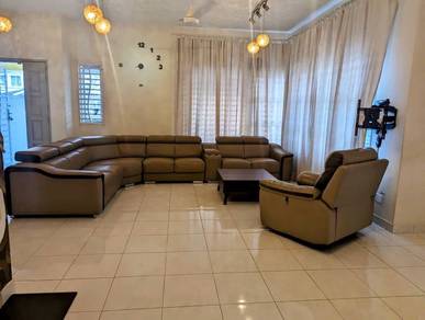 Renovated Double Storey Semi-D Taman Tasik Semenyih