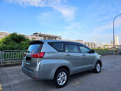 Toyota INNOVA 2.0 G (A)