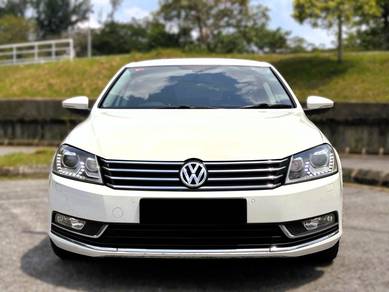 Volkswagen PASSAT 1.8 TSI (A)