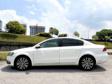 Volkswagen PASSAT 1.8 TSI (A)