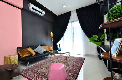 FREEHOLD Poolview [200 Units Only] Full Loan 0D/P 2 Room 2 Parking