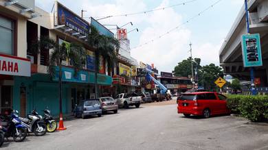 1st Floor Facing Main Road Ampang Parking Free Bandar Baru Wawasan
