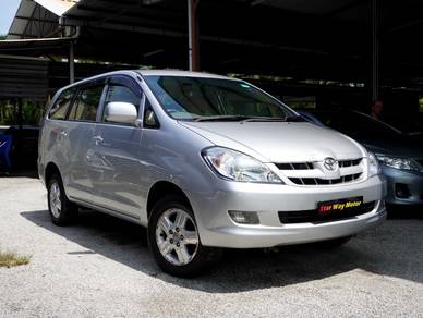 Toyota INNOVA 2.0 E (M)