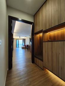 Q2 Full Seaview Fully Furnished & Renovated Move Near QueensBay Mall