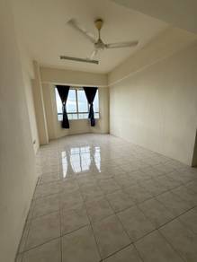 Menara KLH Apartment At Puchong [Near LDP, KESAS, IOI Mall Puchong]