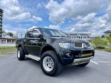 Mitsubishi TRITON 2.5 FACELIFT (A)