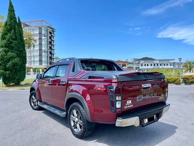Isuzu D-MAX 2.5 Z PRESTIGE 4X4 VELVET RED