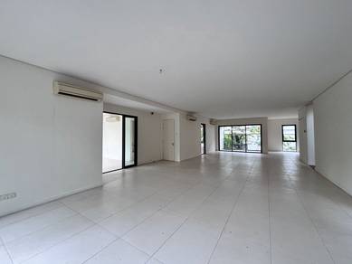 Vilaris Courtyard Gated Guarded 3 Storey Terrace @ Batu Uban, Gelugor