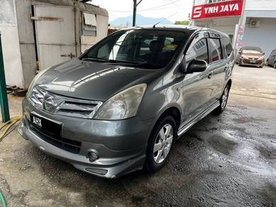 Black interior 2012 Nissan GRAND LIVINA 1.6 Auto