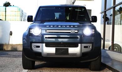 READY - 2022 Land Rover DEFENDER 2.0 90 P300