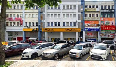 Pusat Niaga Metro Prima, 2nd floor For Let