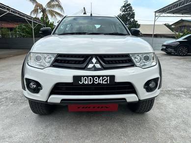 Mitsubishi TRITON 2.5 (A) 4x4 Leather Sunroof