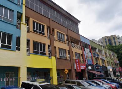 Permaisuri 3 storey Shop 🔥 ROI 4.4 Dataran Dwitasik Danau Lumayan