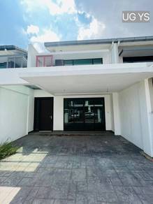 Bukit raja persada double storey 20x70 Freehold