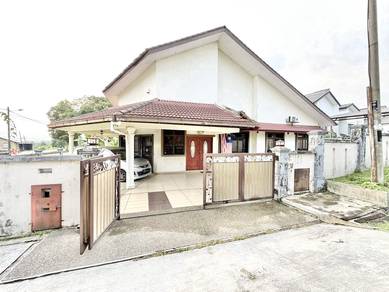 RENOVATED CORNER Bungalow Single Storey Taman Setia Gombak LRT Melati