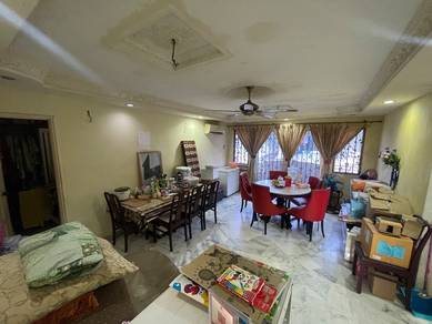 HUGE SIZE❗️FACING SWIMMING POOL Duplex Townhouse Sri Mahligai Seksyen 9