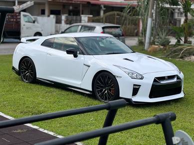 [Recaro seat+Bose] 2021 Nissan GT-R 3.8,Black Edit