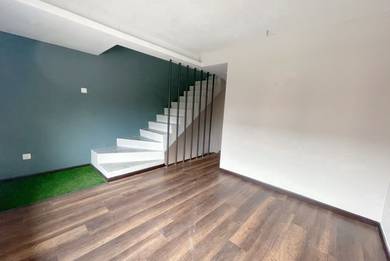 .🟥Corner House, Sri Sinar Kepong🟥42x43, 2.5 Storey House, Freehold