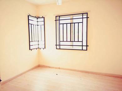 UUC | Ground Floor | Corner Unit | Below Value | 2R1B | For Sale
