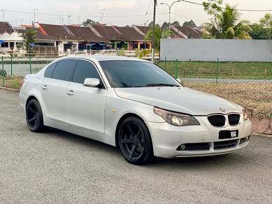 Bmw 520i 2.2(CBU) (A)