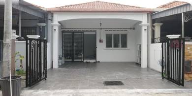 Taman Mawar, Kg Sungai Lang, Banting, Selangor.