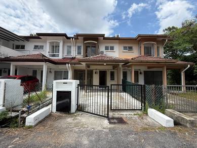 Lestari Putra 6 LEP 6, Seri Kembangan, Bandar Putra Permai (2 Storey)
