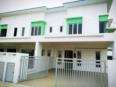 Miliki Rumah Teres 2 Tingkat Moden di Kluang – RM0 Downpayment!