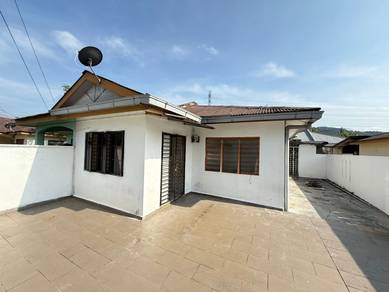 Taman Selayang Mutiara near Selayang Baru Batu Caves